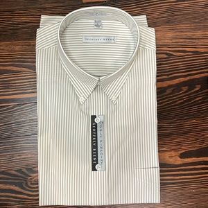 Geoffrey Beene Men’s Shirt size 16 1/2 32/33‎
